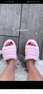 Sasha Spielberg feet photo 9
