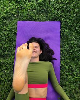 Sasha Zotova feet photo 16