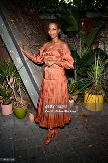 Sasheer Zamata feet photo 10