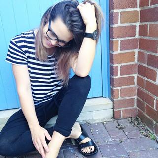 Saskia Burmeister feet photo 17