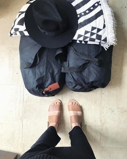 Saskia Burmeister feet photo 8