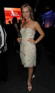 Saskia Burmeister feet photo 9
