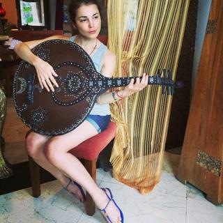 Sati Kazanova feet photo thumbnail