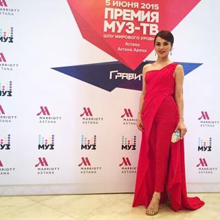 Sati Kazanova feet photo thumbnail