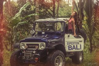 Sati Kazanova feet photo thumbnail