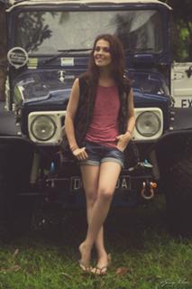 Sati Kazanova feet photo thumbnail
