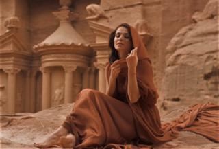 Sati Kazanova feet photo thumbnail