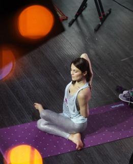 Sati Kazanova feet photo thumbnail