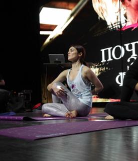 Sati Kazanova feet photo thumbnail