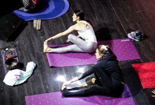 Sati Kazanova feet photo thumbnail