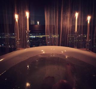 Sati Kazanova feet photo thumbnail