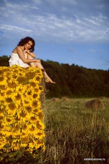 Sati Kazanova feet photo thumbnail