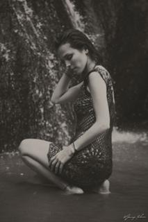Sati Kazanova feet photo thumbnail