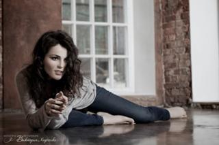 Sati Kazanova feet photo thumbnail