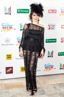 Sati Kazanova feet photo thumbnail