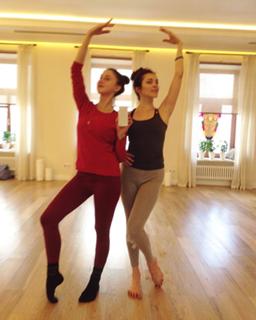 Sati Kazanova feet photo thumbnail