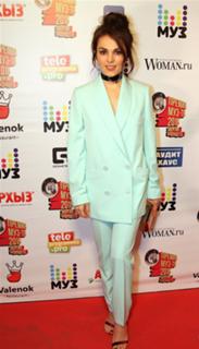 Sati Kazanova feet photo thumbnail