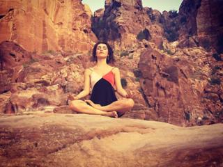 Sati Kazanova feet photo thumbnail
