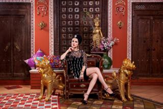 Sati Kazanova feet photo thumbnail