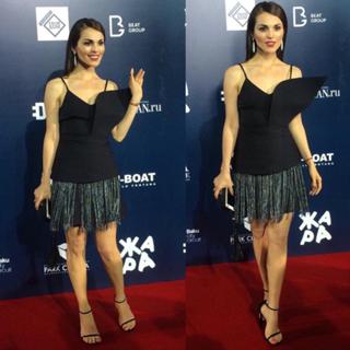 Sati Kazanova feet photo thumbnail