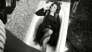 Sati Kazanova feet photo thumbnail