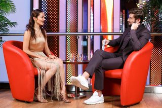 Sati Kazanova feet photo thumbnail