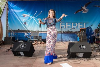 Sati Kazanova feet photo thumbnail