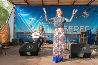 Sati Kazanova feet photo thumbnail