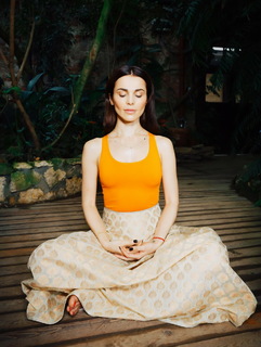 Sati Kazanova feet photo thumbnail