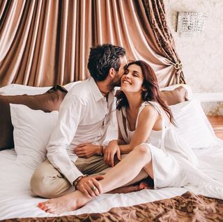 Sati Kazanova feet photo thumbnail