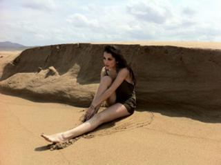Sati Kazanova feet photo thumbnail