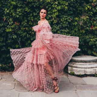 Sati Kazanova feet photo thumbnail