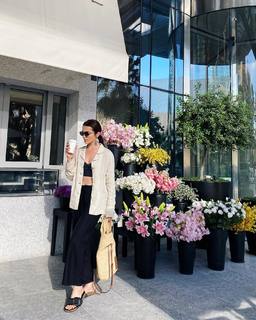 Sati Kazanova feet photo thumbnail