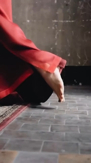Sati Kazanova feet photo thumbnail
