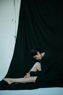 Sati Kazanova feet photo thumbnail