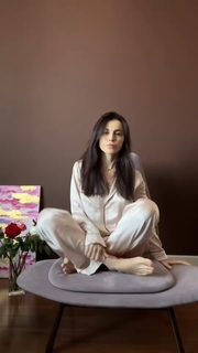 Sati Kazanova feet photo thumbnail