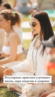 Sati Kazanova feet photo thumbnail