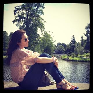 Sati Kazanova feet photo thumbnail