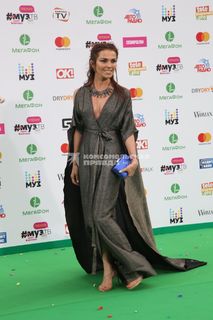 Sati Kazanova feet photo thumbnail