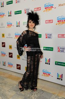 Sati Kazanova feet photo thumbnail