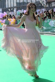 Sati Kazanova feet photo thumbnail
