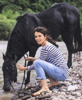 Sati Kazanova feet photo thumbnail