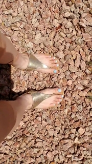 Sativa Skies feet photo thumbnail