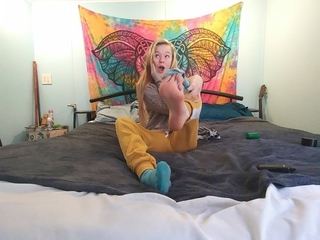 Sativa Skies feet photo thumbnail