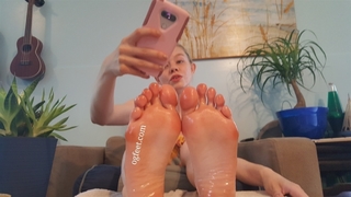 Sativa Skies feet photo thumbnail