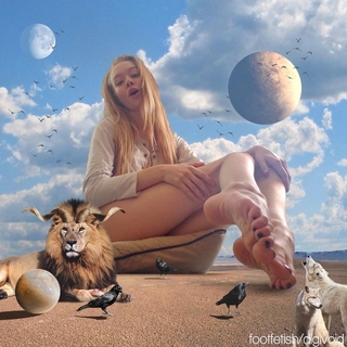 Sativa Skies feet photo thumbnail