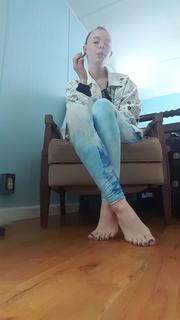 Sativa Skies feet photo thumbnail