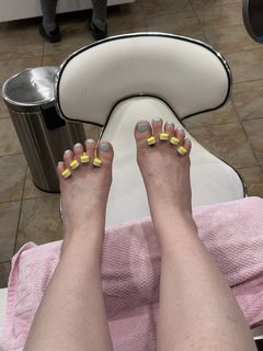 Sativa Skies feet photo thumbnail