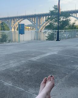 Sativa Skies feet photo thumbnail