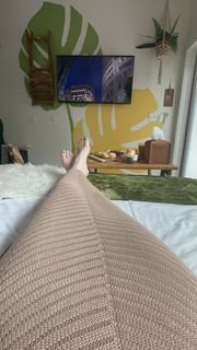 Sativa Skies feet photo thumbnail